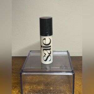 Saie Glowy Super Gel Lightweight Dewy Multipurpose Illuminator star glow 45ml/.5